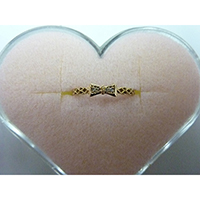 K18R Gold Bow Ring with Diamond