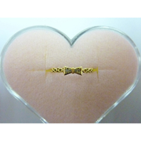 K18Y Gold Bow Ring with Diamond